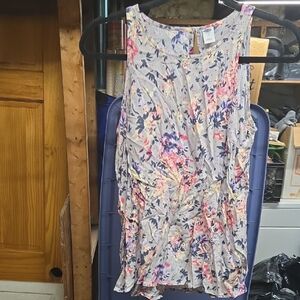 Old Navy Multicolor Floral Top